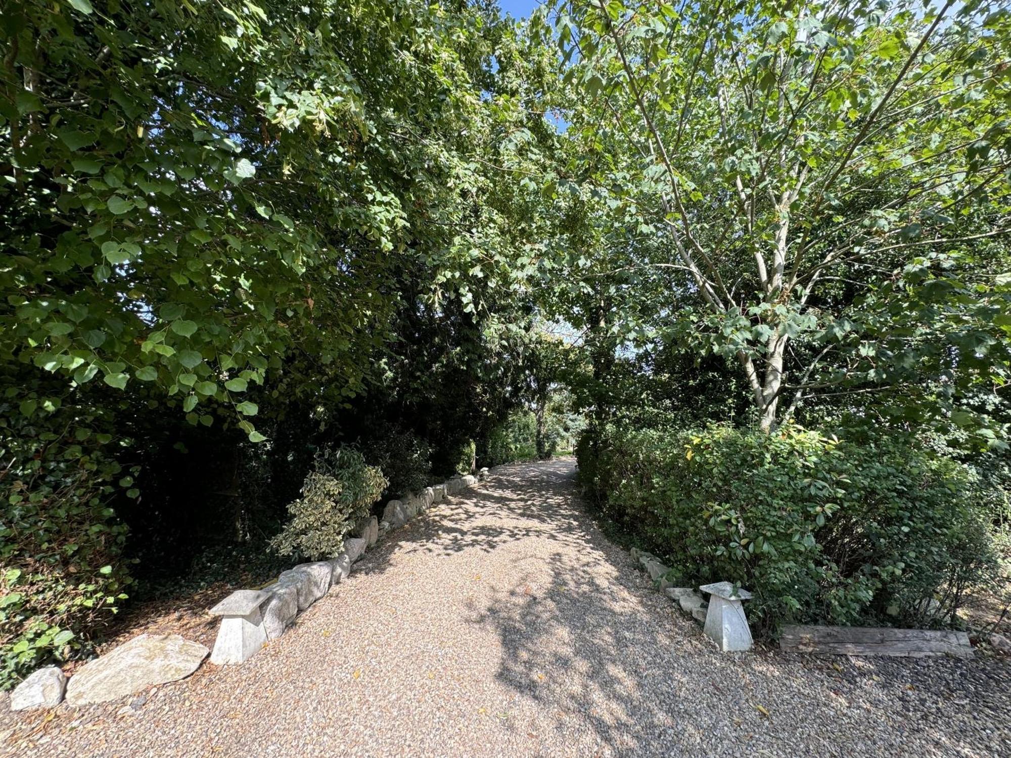 Hookwood Lodge London Gatwick Горлі Екстер'єр фото