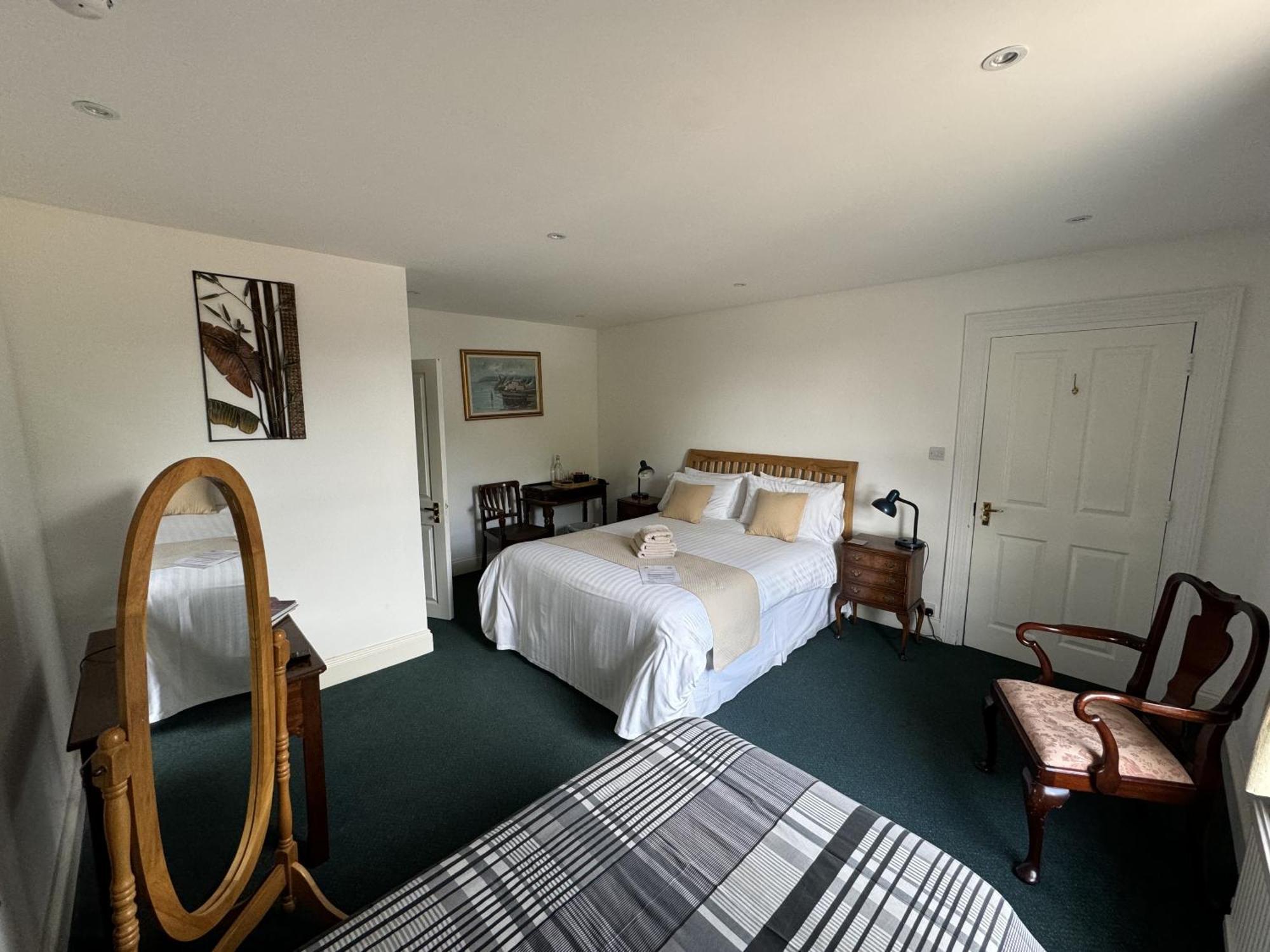 Hookwood Lodge London Gatwick Горлі Номер фото