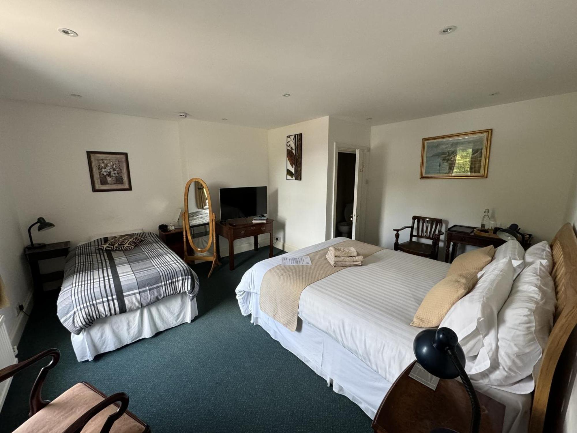 Hookwood Lodge London Gatwick Горлі Номер фото