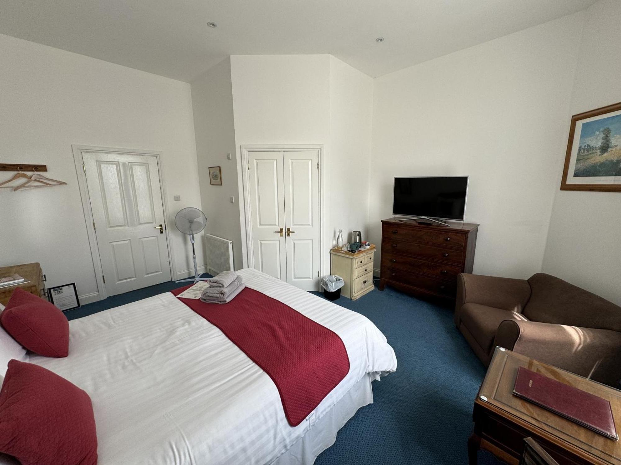 Hookwood Lodge London Gatwick Горлі Номер фото