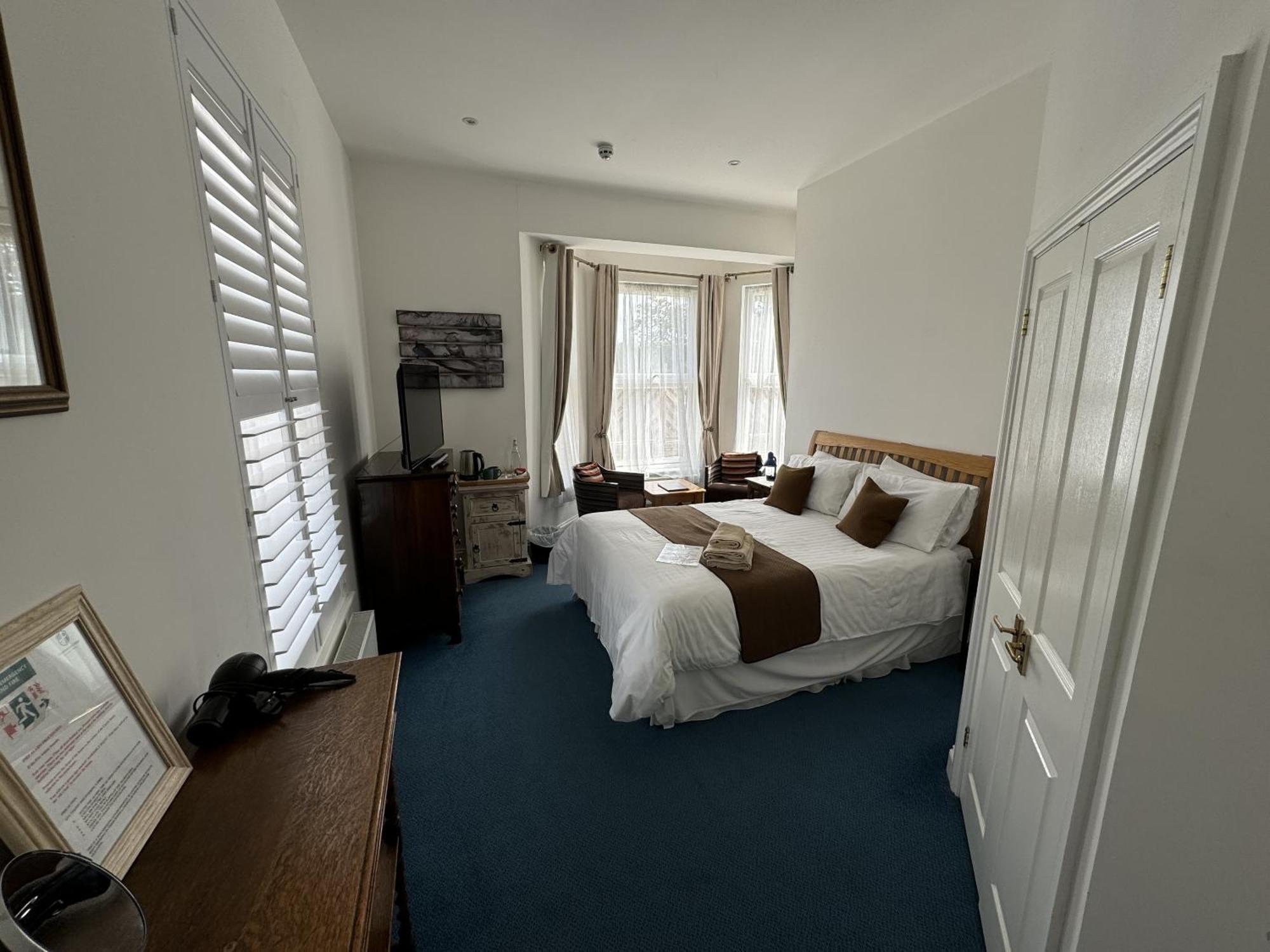 Hookwood Lodge London Gatwick Горлі Номер фото
